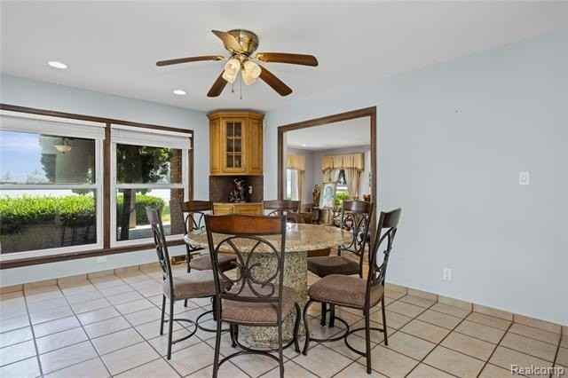 42195 Kouza Ct - Photo 5 of 23