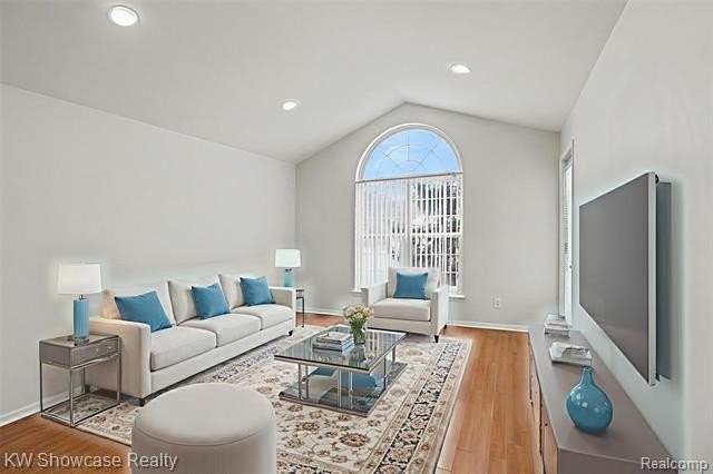 3480 Tremonte Cir N - Photo 4 of 27