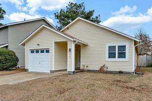 1400 Riverside Dr - Photo 1 of 1