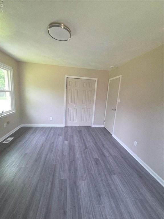 129 Elm Ave - Photo 3 of 7