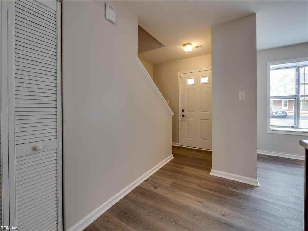 126 Whitewater Dr - Photo 4 of 26