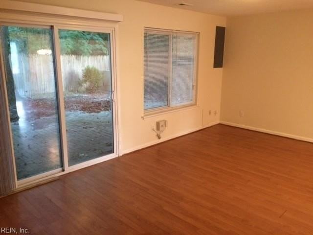 5377 Grand Lake Cres - Photo 6 of 14