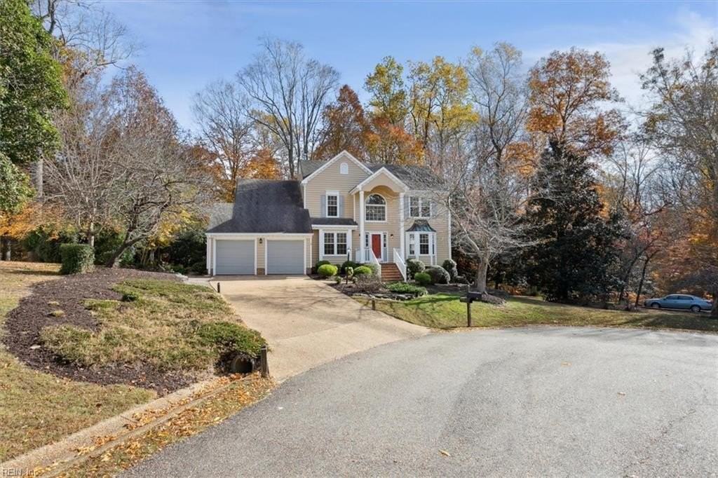 105 Blair Ct - Photo 2 of 48