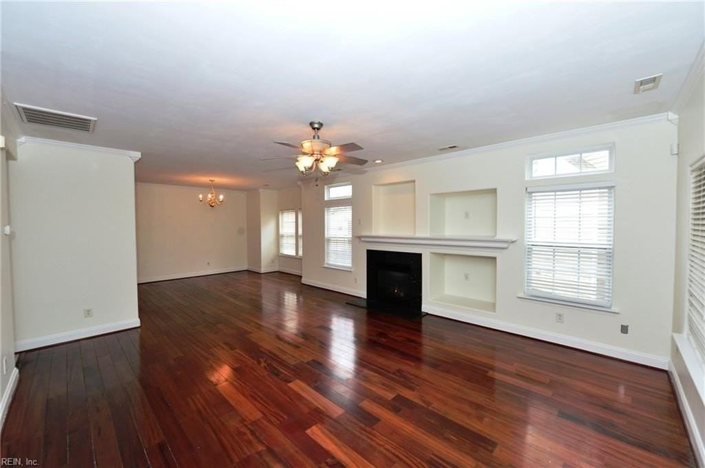 4027 Palmer Ct - Photo 2 of 27