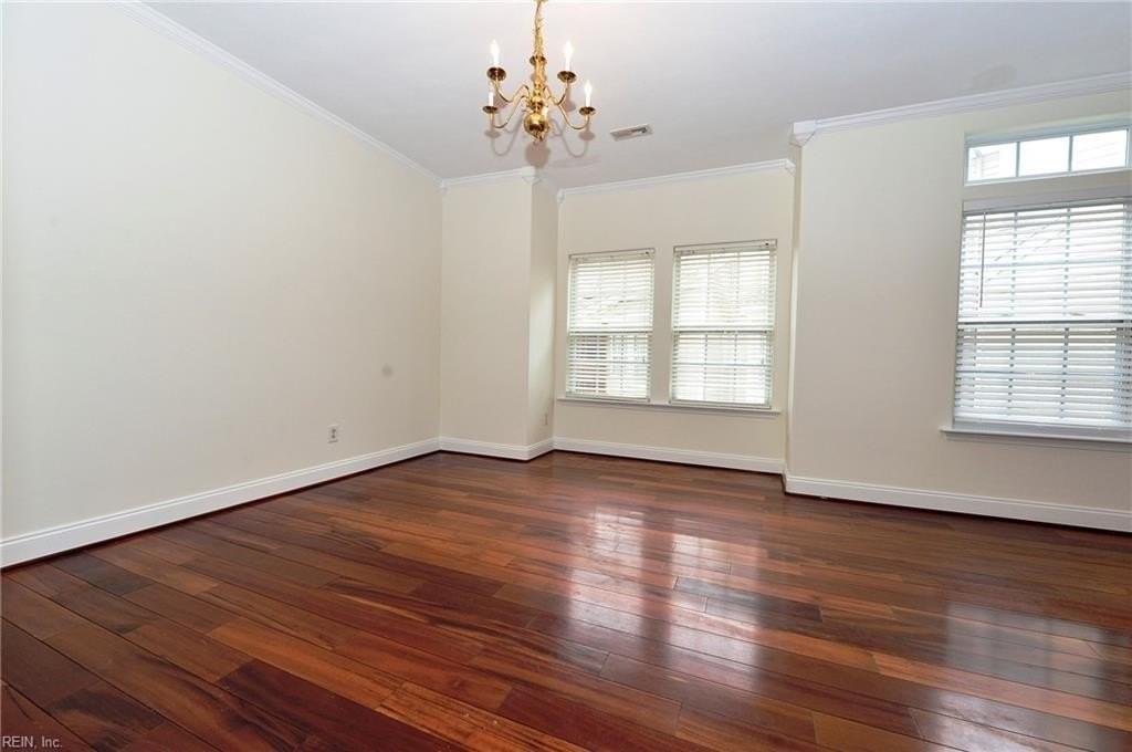 4027 Palmer Ct - Photo 3 of 27