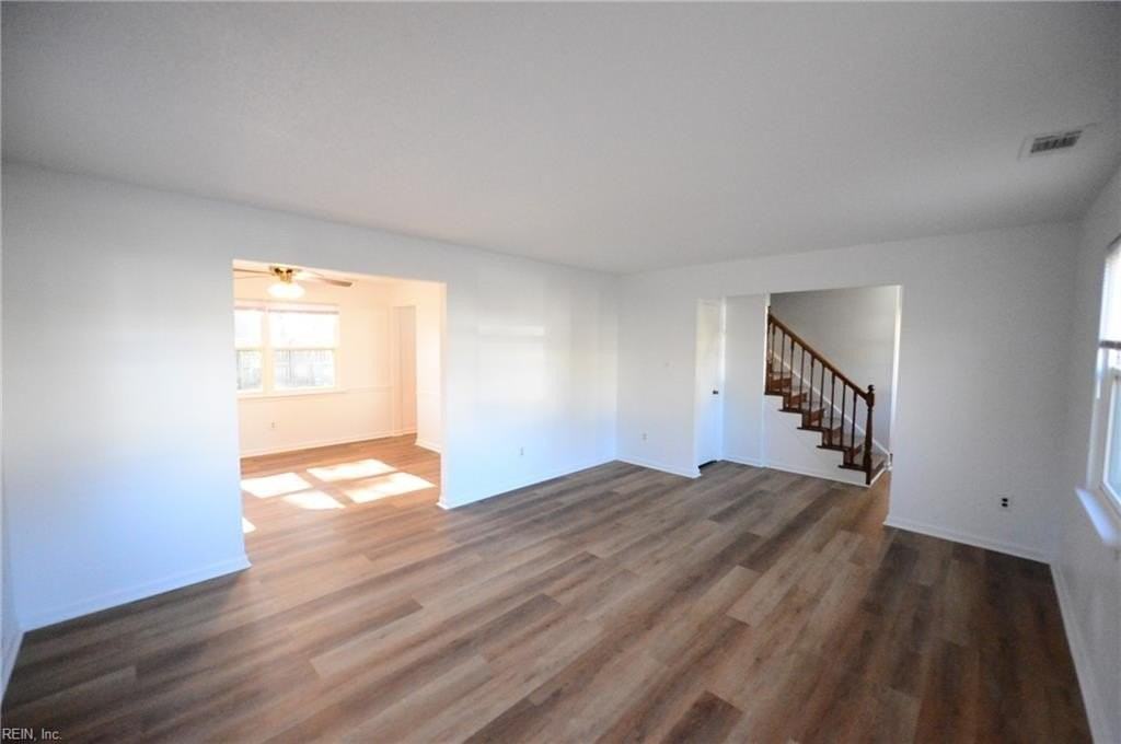 3784 Strathmoor Cir - Photo 5 of 42