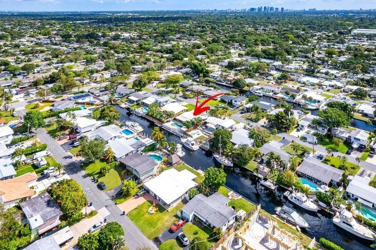 2431 Key Largo Ln - Photo 3 of 30