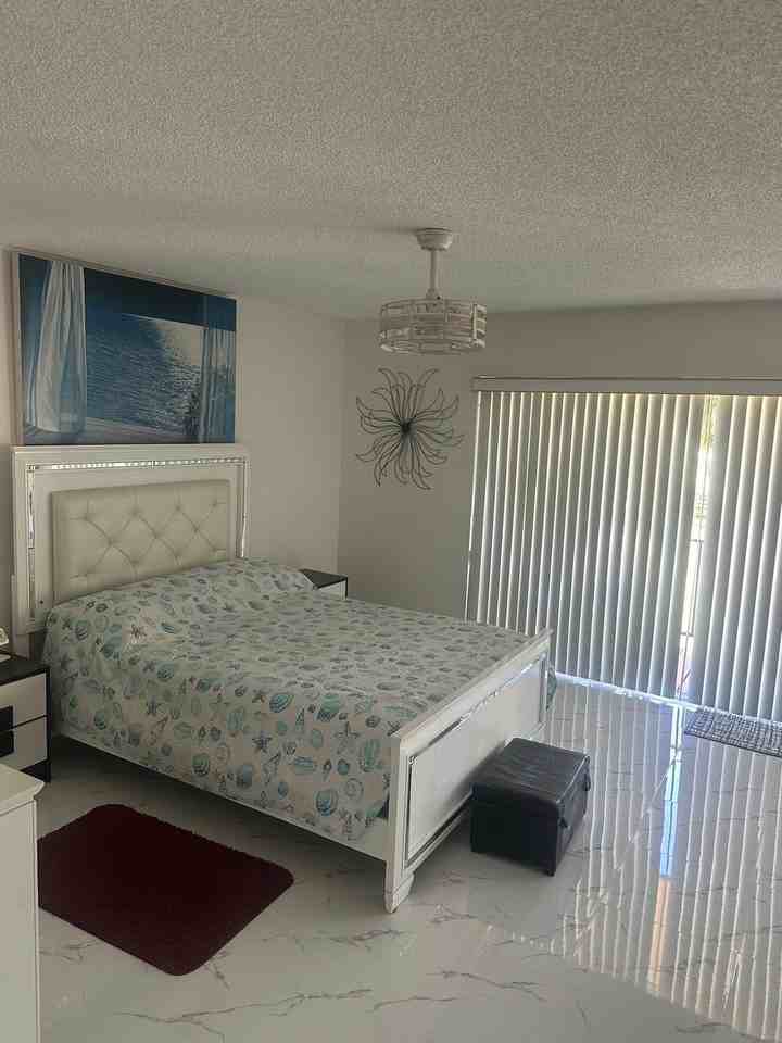 4557 Luxemburg Ct - Photo 3 of 35