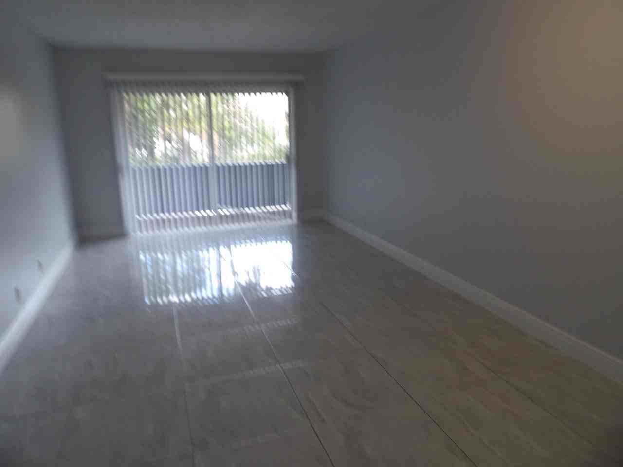 201 Bonnie Blvd #206 - Photo 7 of 17