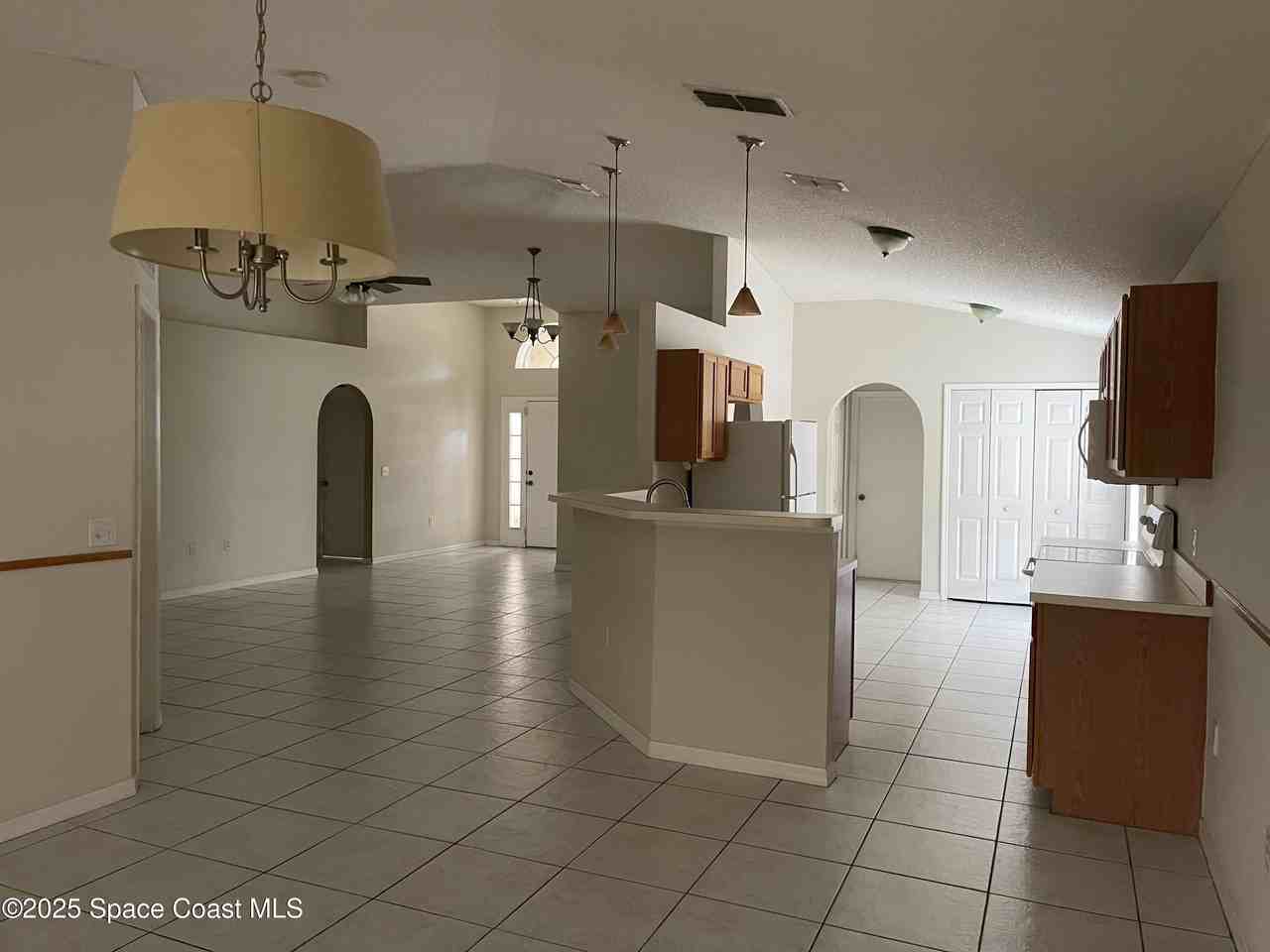 1642 Sawgrass Dr Sw - Photo 3 of 10