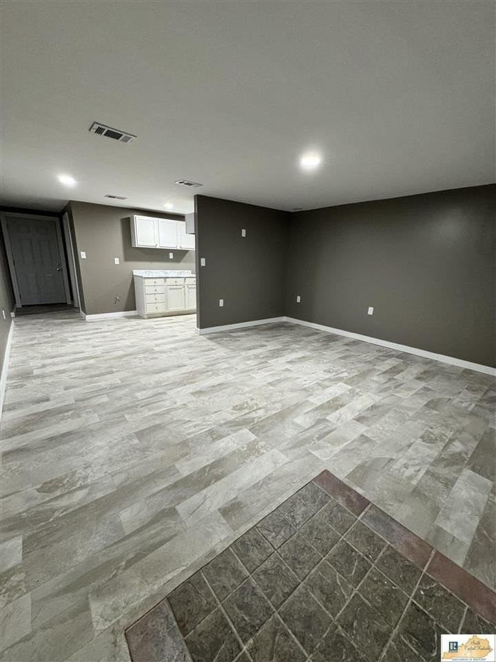 1086 Hedgepeth Rd - Photo 4 of 18