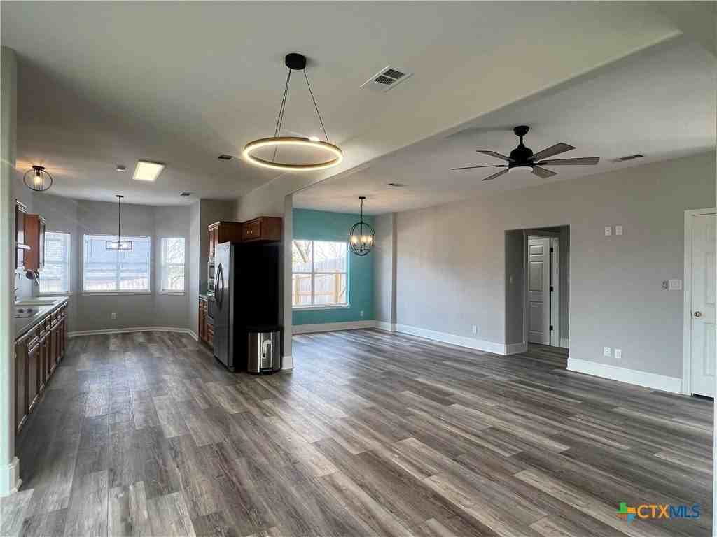 5899 Denmans Loop - Photo 4 of 35