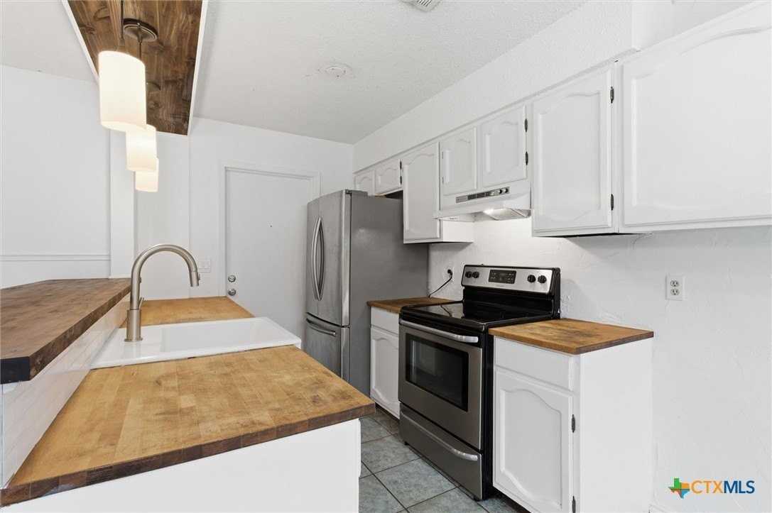 1917 Nevada St - Photo 7 of 17