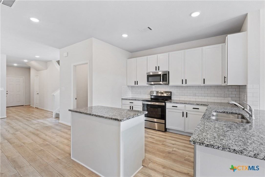 316 Lt Rusty Dr - Photo 6 of 32