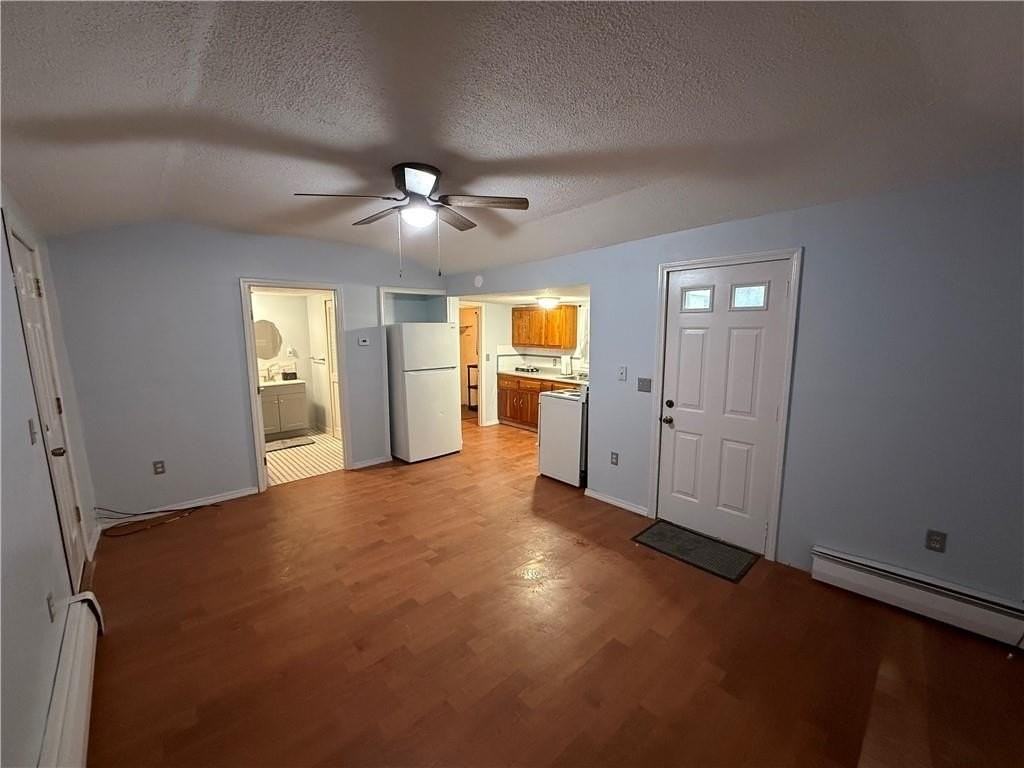 43 Eton Ave - Photo 4 of 13