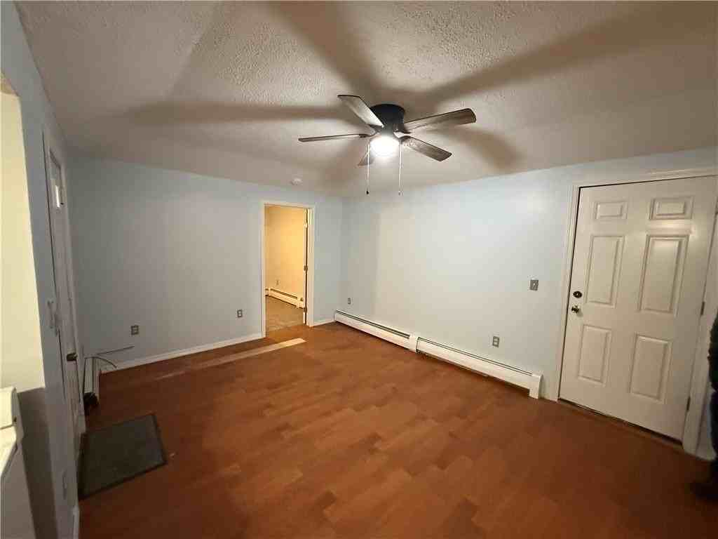 43 Eton Ave - Photo 5 of 13