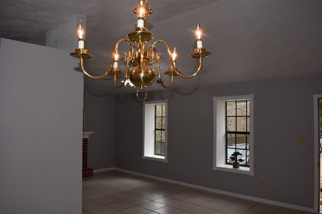 2654 Millbank Dr - Photo 4 of 15