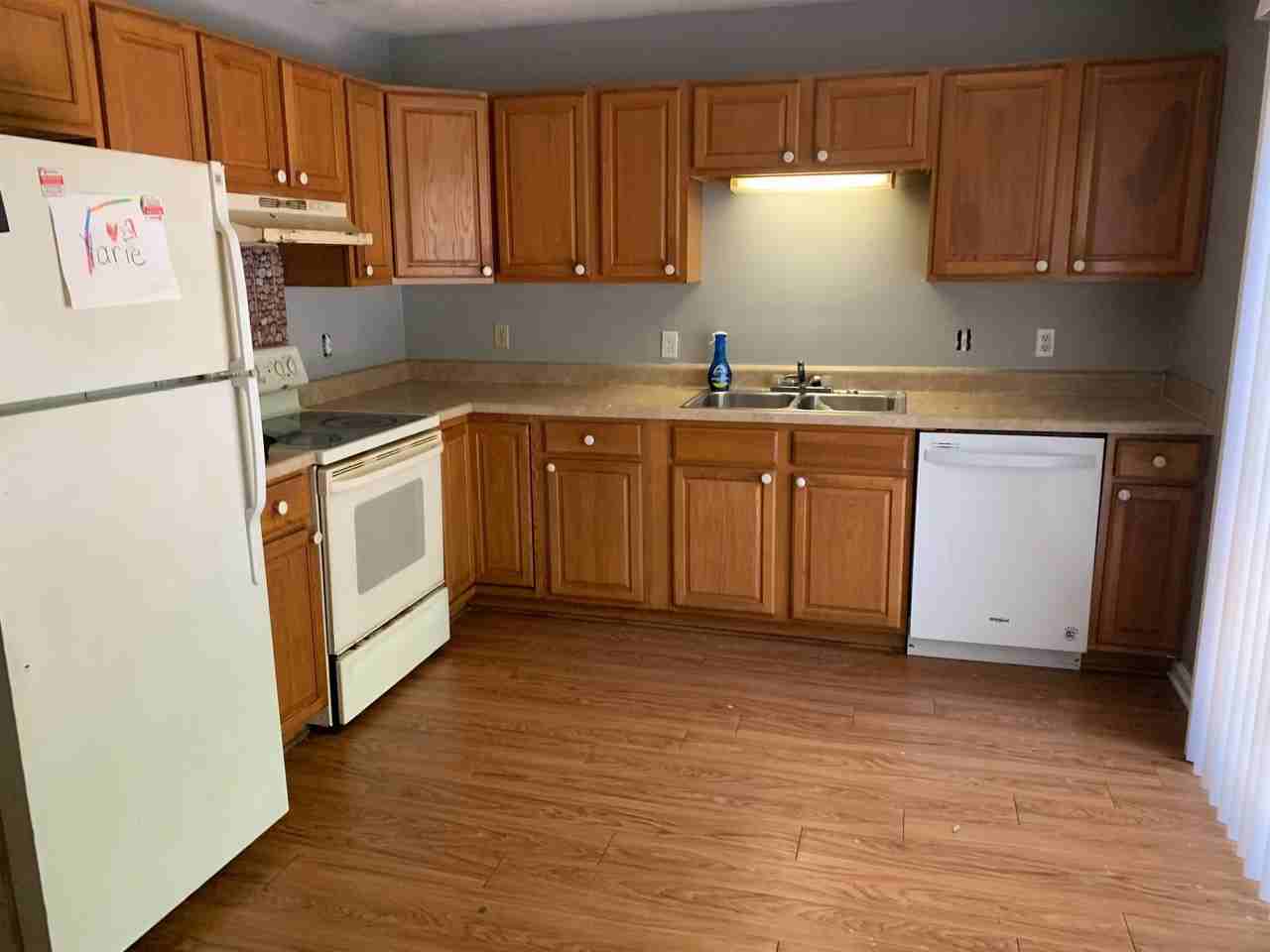 3402 N Ridge Rd - Photo 2 of 9