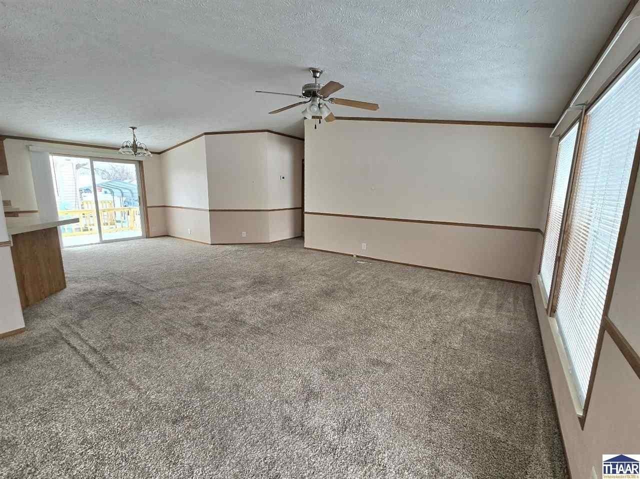 215 N Luther St - Photo 3 of 16