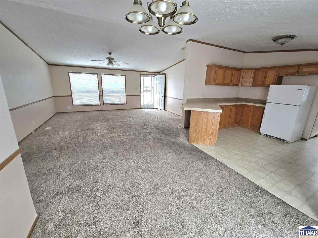 215 N Luther St - Photo 4 of 16