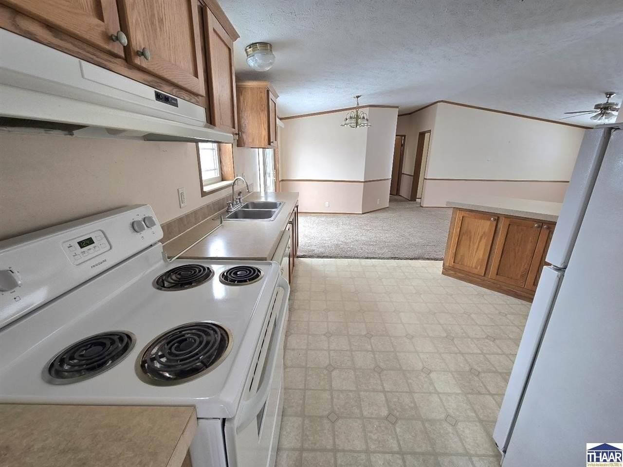 215 N Luther St - Photo 6 of 16