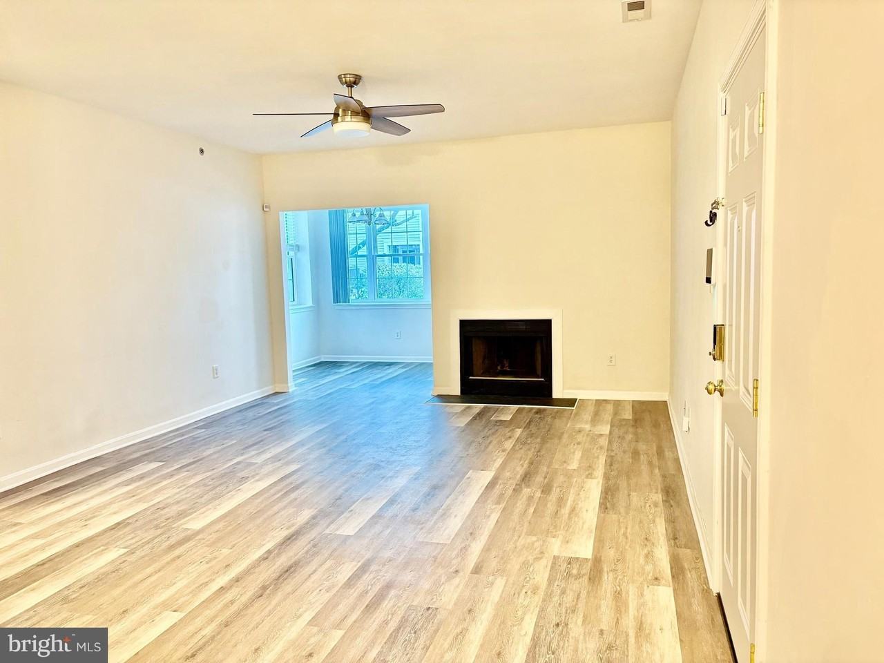 606 Moonglow Rd Apt 103 #103 - Photo 7 of 21