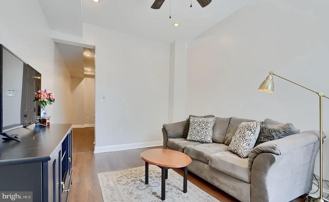 2242 E Fairmount Ave - Photo 1 of 1