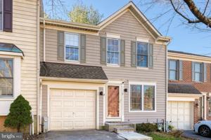 featured image of 5 Weyanoke Ct