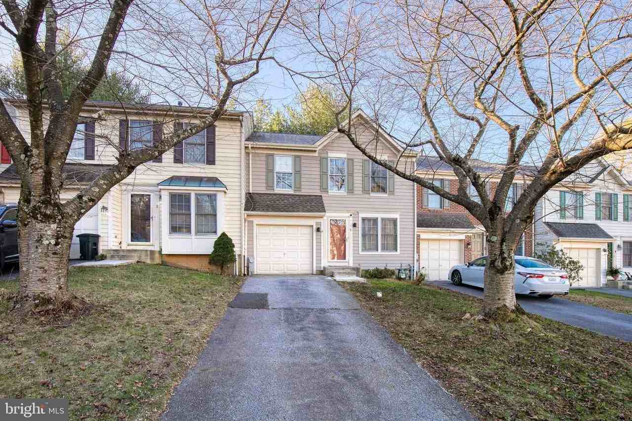 5 Weyanoke Ct - Photo 2 of 38