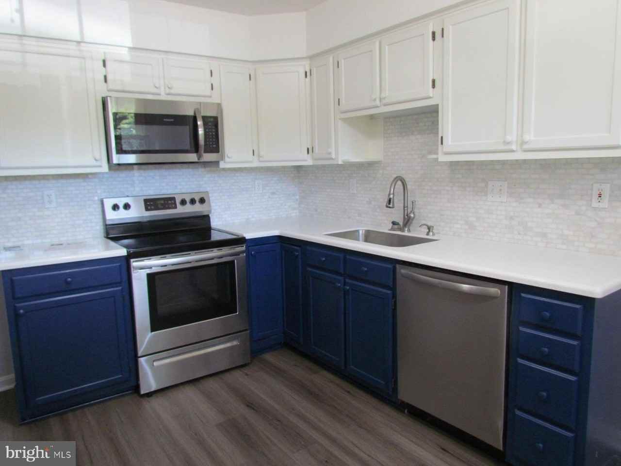 13240 Clipper Cir - Photo 4 of 22