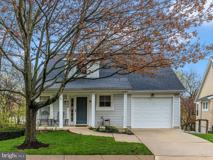 606 Merridale Blvd - Photo 1 of 1