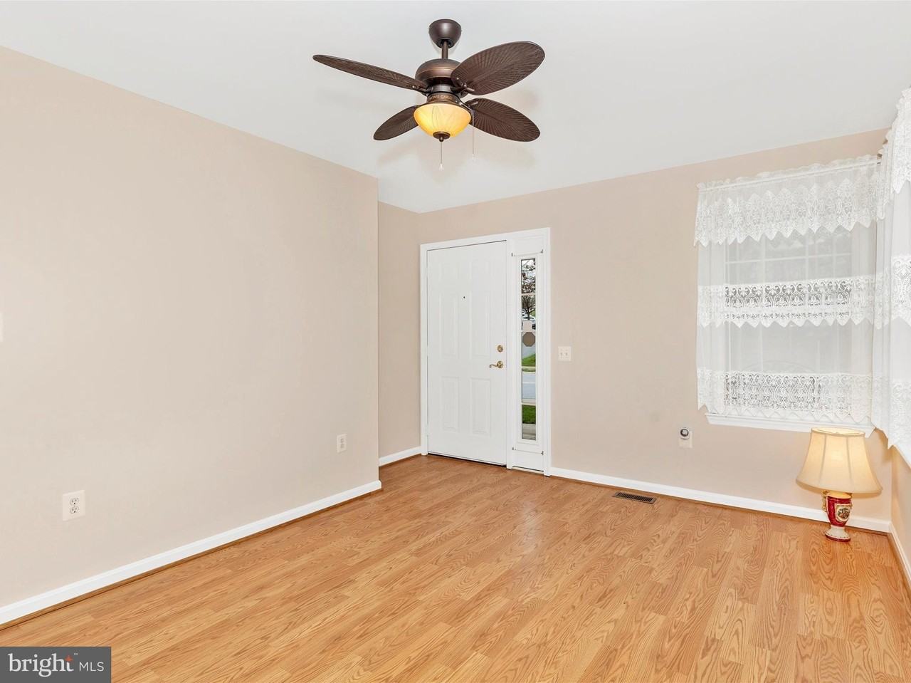 606 Merridale Blvd - Photo 3 of 50