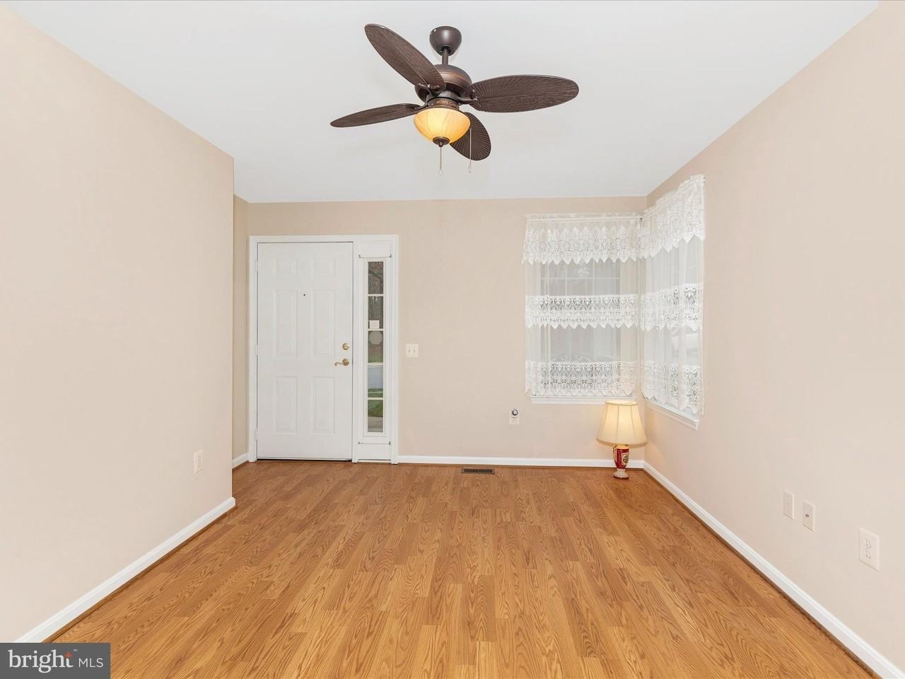 606 Merridale Blvd - Photo 4 of 50