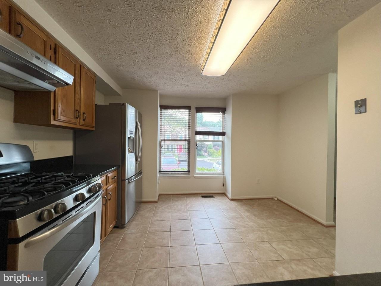 14027 Great Notch Ter - Photo 5 of 27