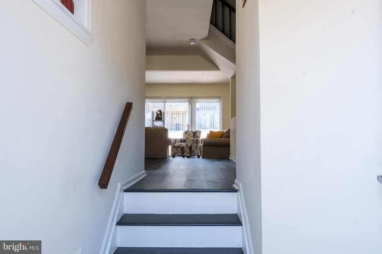 37 Joyceton Way - Photo 2 of 26