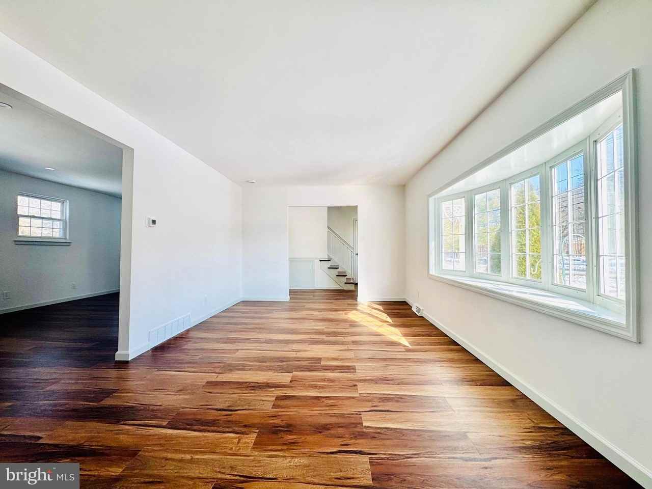 220 Somerdale Rd - Photo 3 of 18