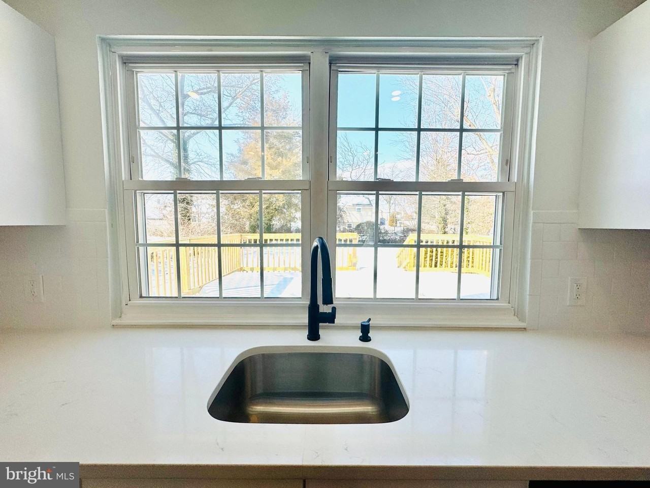 220 Somerdale Rd - Photo 6 of 18