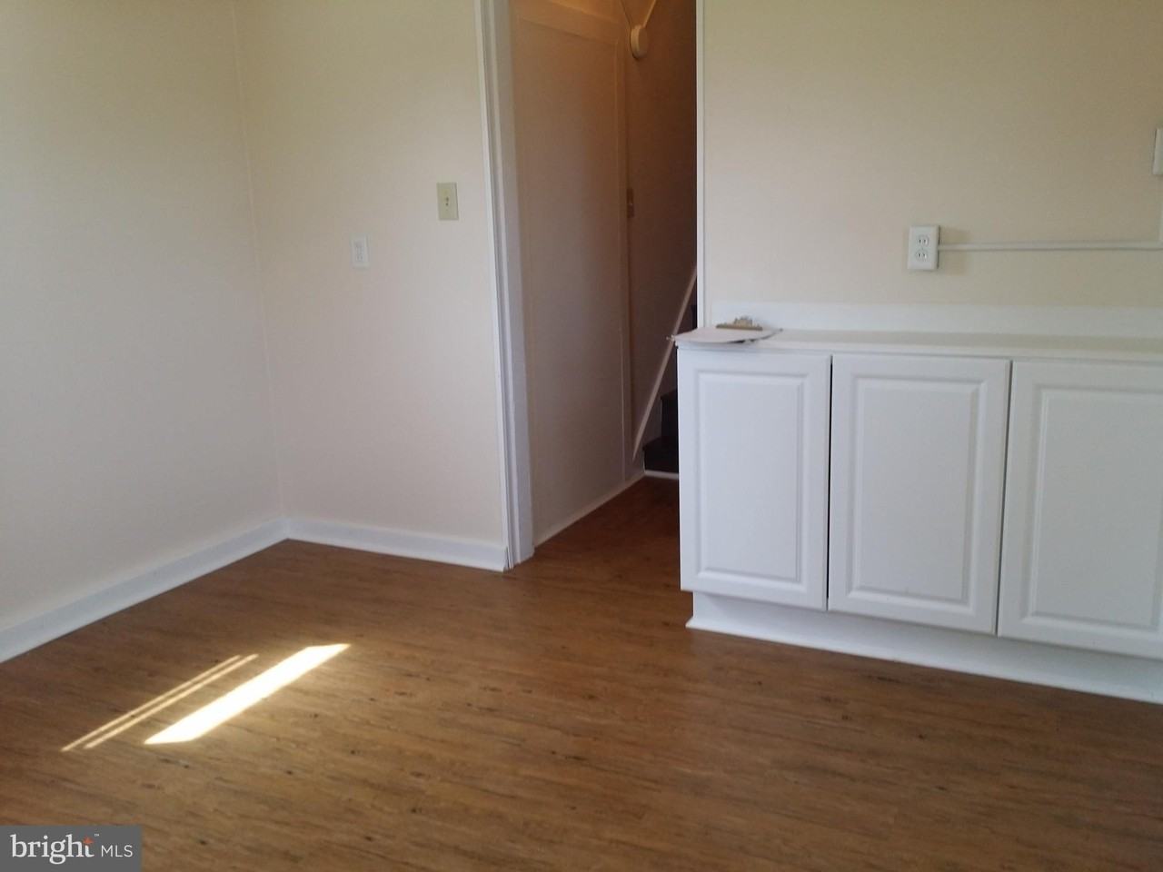 52 Pear Rd Apt 2nd #2ndFL - Photo 7 of 11