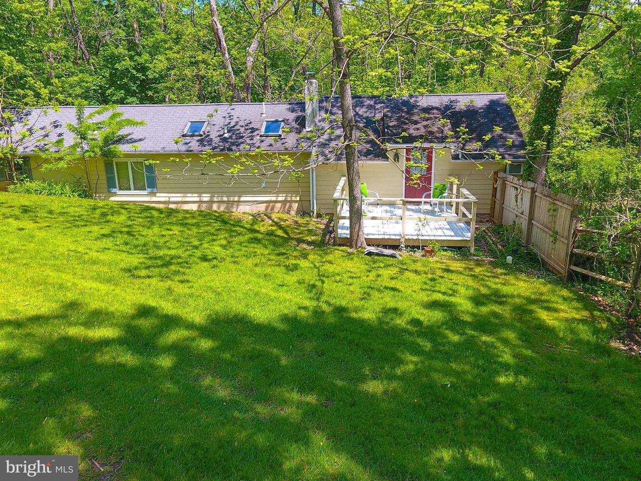 5496 YORK Road unit: Carriage House - Photo 3 of 34