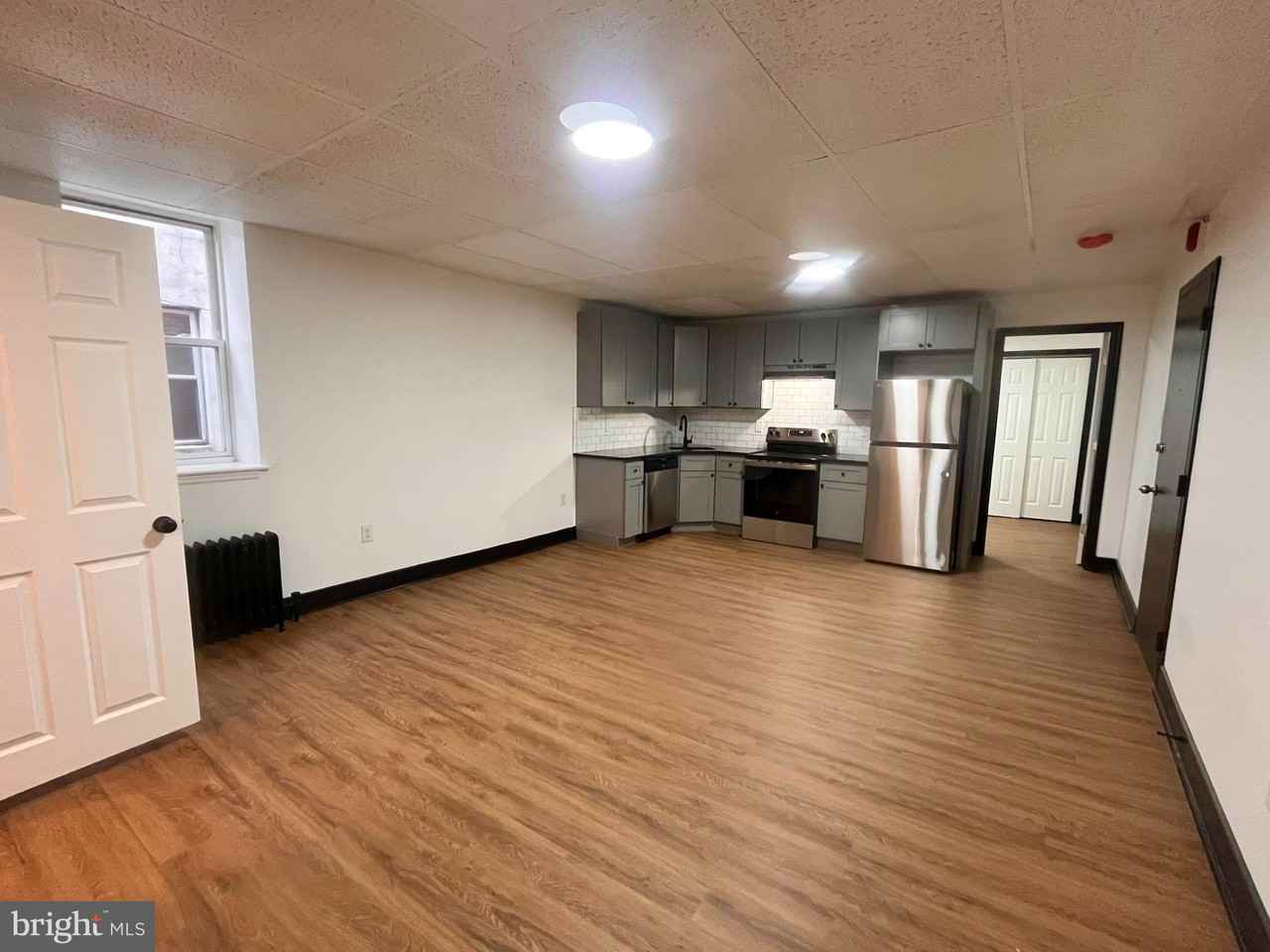 1912 S 17th St #201 - Photo 5 of 24