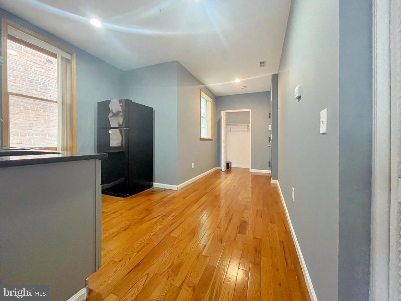 1316 Walnut St Apt 3r #3R - Photo 2 of 15