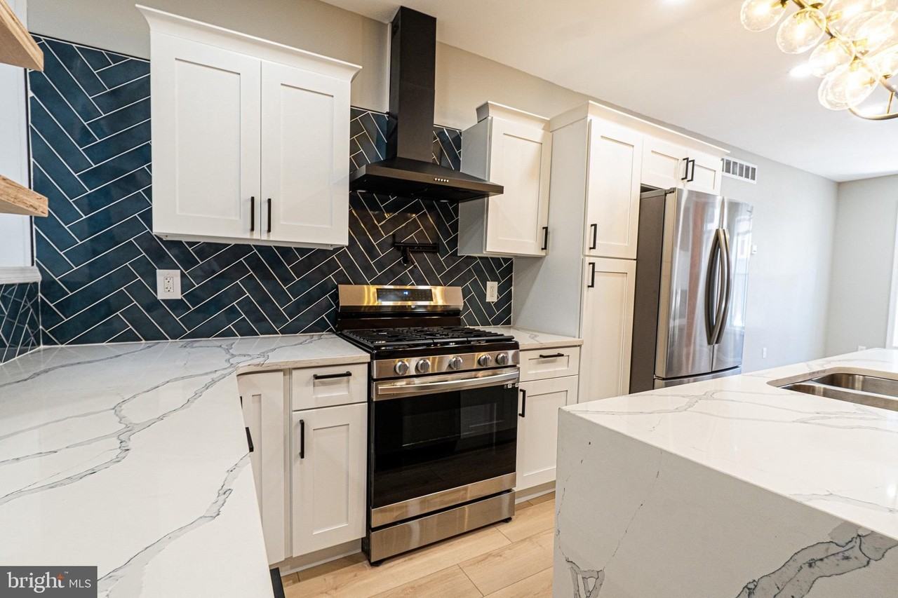 1730 S 20th St - Photo 5 of 21