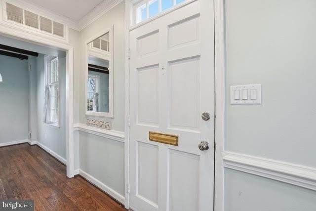 657 S Columbus St - Photo 3 of 25