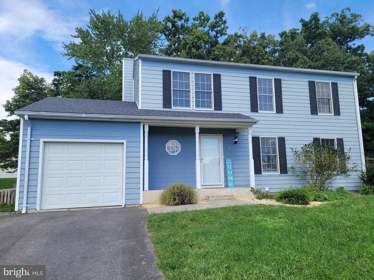 200 Mill Race Dr - Photo 2 of 37