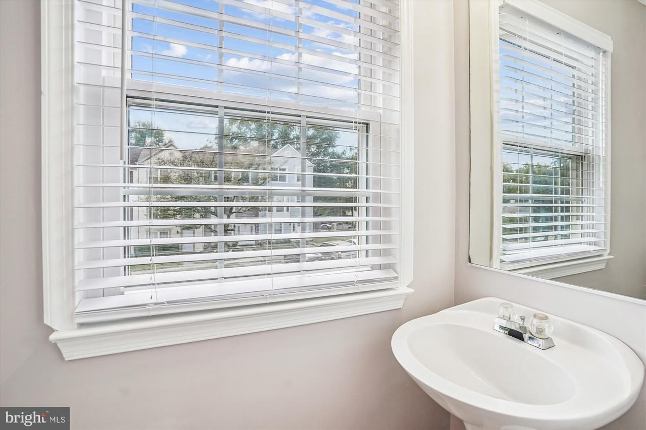 13994 Gunners Pl - Photo 7 of 21