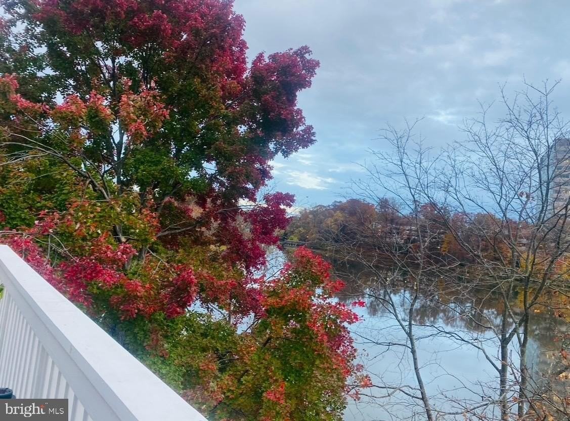 2970 Yarling Ct - Photo 6 of 24