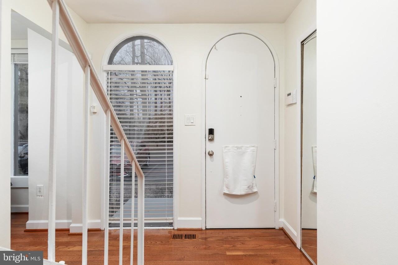 4920 Herkimer St - Photo 3 of 29