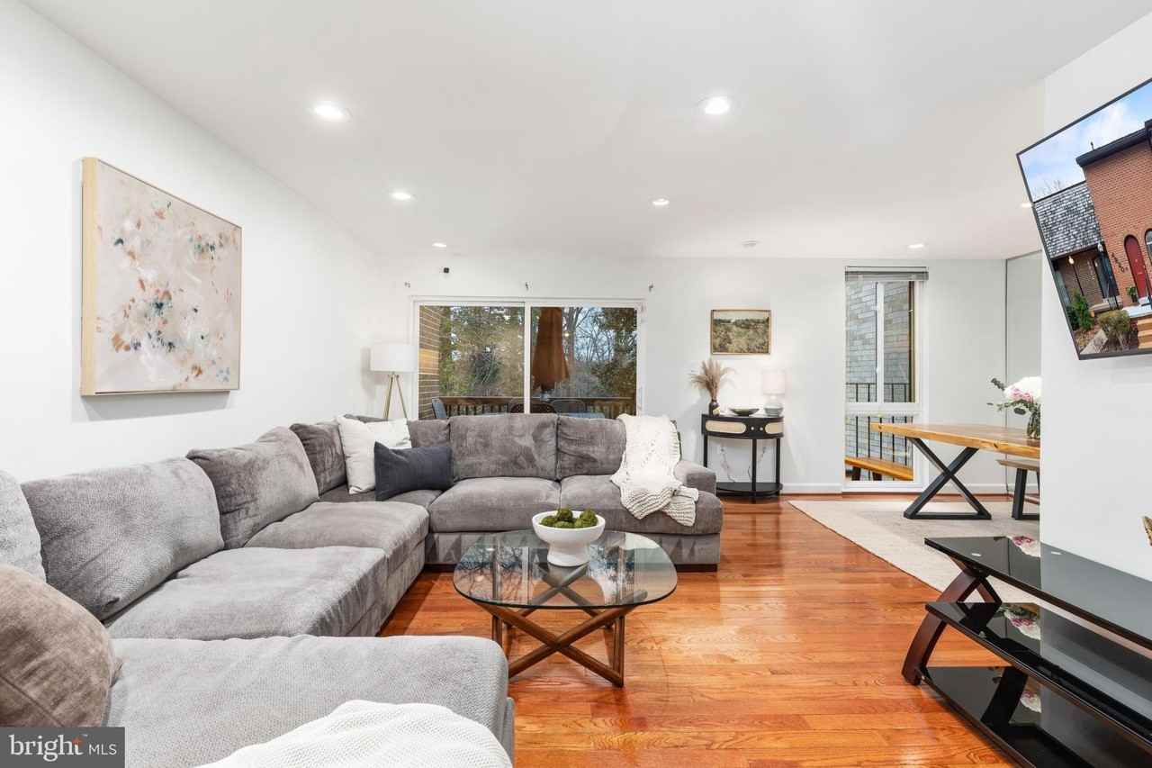 4920 Herkimer St - Photo 4 of 29