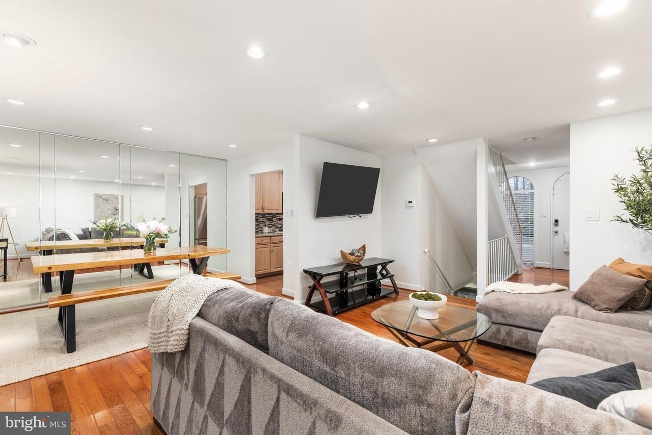 4920 Herkimer St - Photo 5 of 29