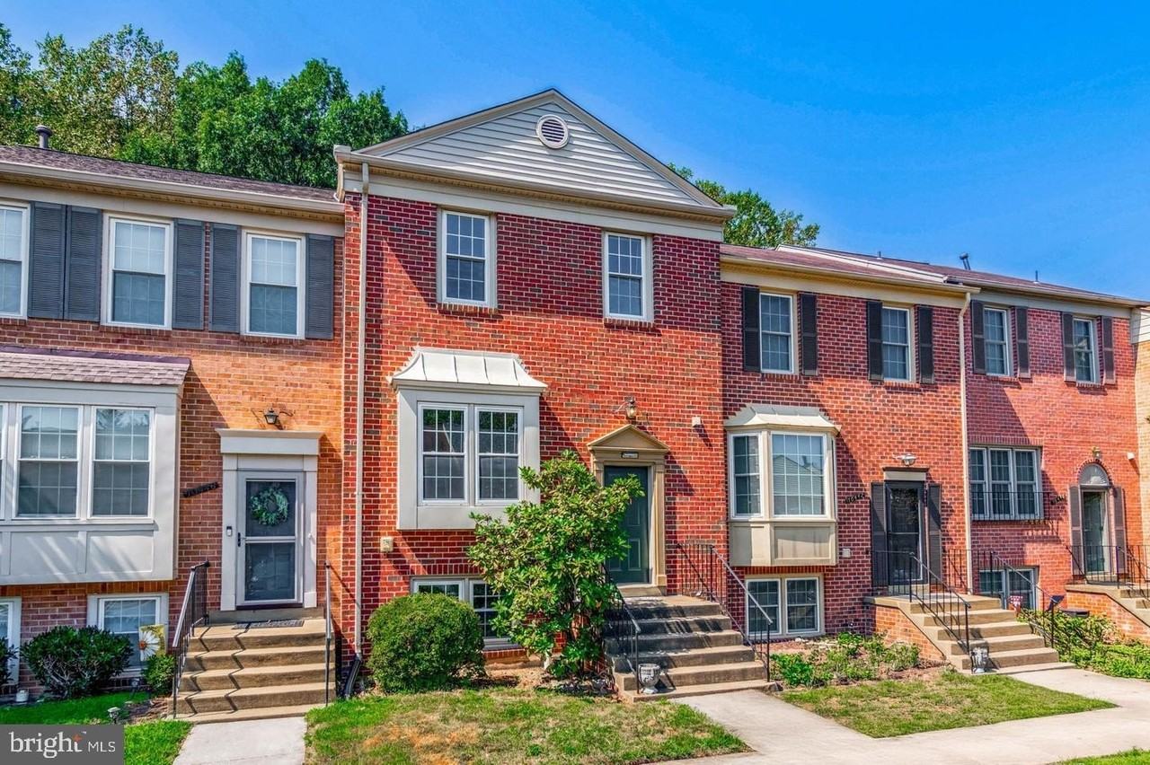 10444 Malone Ct - Photo 2 of 24